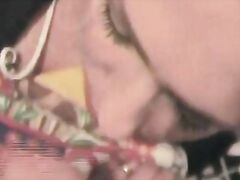 Amateurs Fuck For The New Year with Chubby hot wife