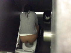 Fat Black Ass Spied on WC - PT